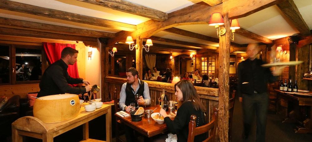 Le Cheval Blanc - Village Montana Val Thorens Esterno foto